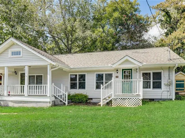 39 Stargel St, Dahlonega, GA 30533