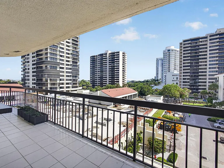 4000 N Ocean Dr #403 — Photo 50