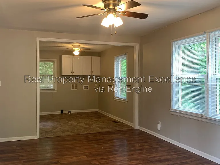 410 Lamont St — Photo 2