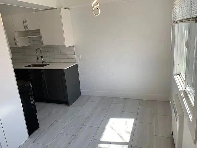 989 W 20th Ave #201 — Photo 2