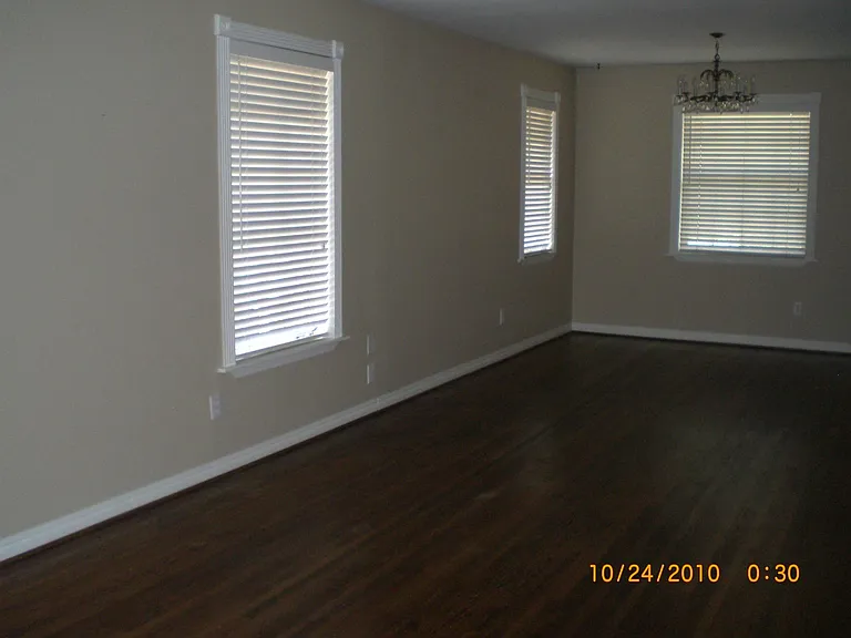 713 NW 53rd St — Photo 8
