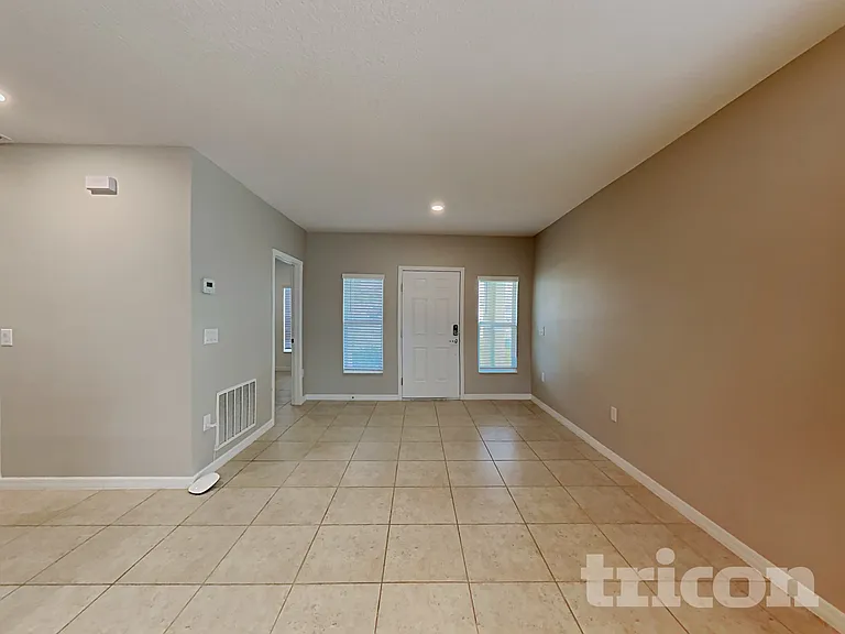 417 Kestrel Dr — Photo 4