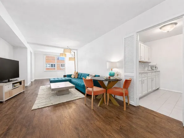 205 3rd Ave APT 17L, New York, NY 10003