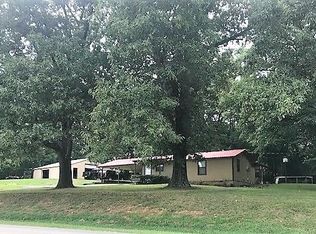8530 W Goose Creek Rd, Fayetteville, AR 72704