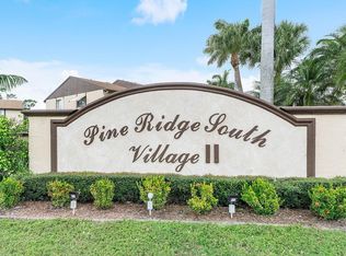 241 Pine Hov Cir #2-D, Lake Worth, FL 33463