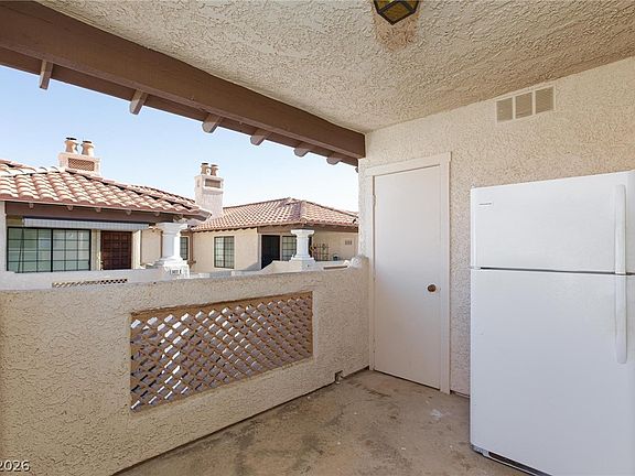 4th image of 1409 Santa Margarita St Unit G