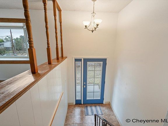 5th image of 808 Gardenia Dr