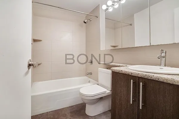 Rented by Bond New York | media 6