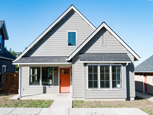 2050 NW Hidden View Ct #9, Pullman, WA 99163