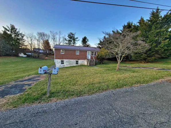 209 Landsdowne St #213, Blacksburg, VA 24060