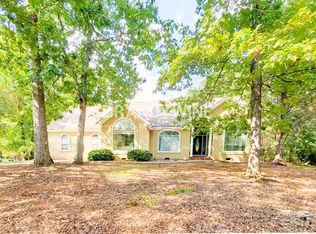 657 McKenzie Cir, Stockbridge, GA 30281