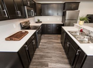 301 Springfield Ave APT 6, Hudson, IA 50643