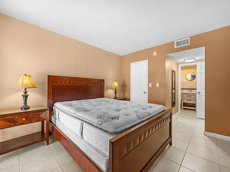 17570 Atlantic Blvd #306 — Photo 10