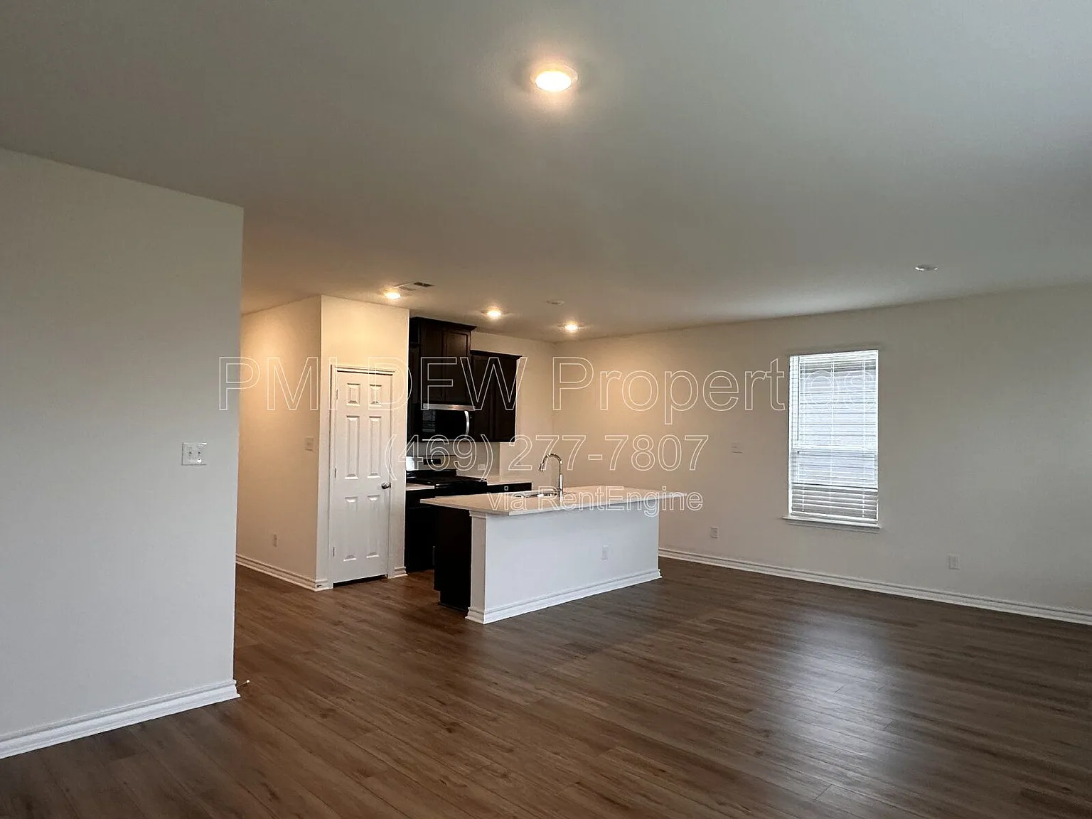 4 bed, 2.0 bath, 2209 sqft, $2,150 — Photo 4