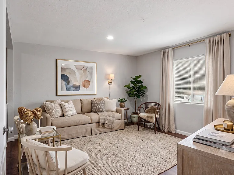 982 S Sheridan Blvd — Photo 19