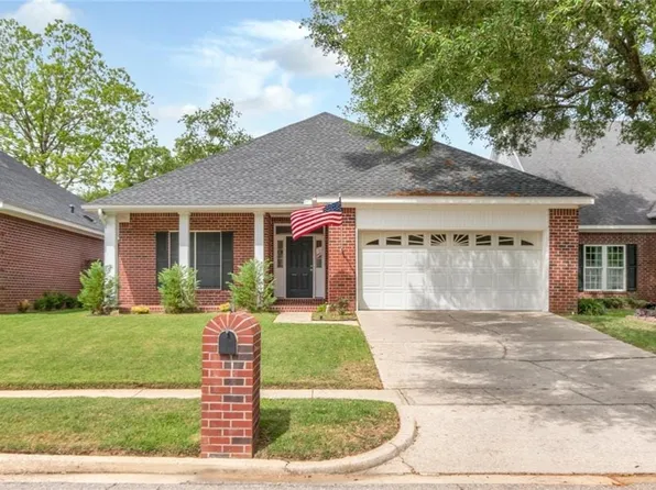 1028 Cross Gates Pl, Mobile, AL 36609