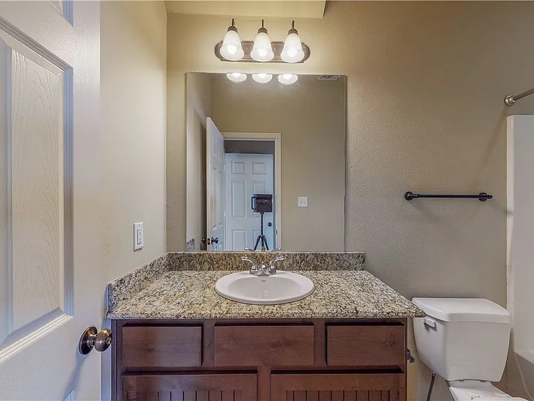 3416 Cullen Trl #A — Photo 16