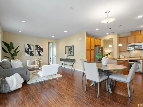 636 Bair Island Rd Unit 311, Redwood City, CA 94063