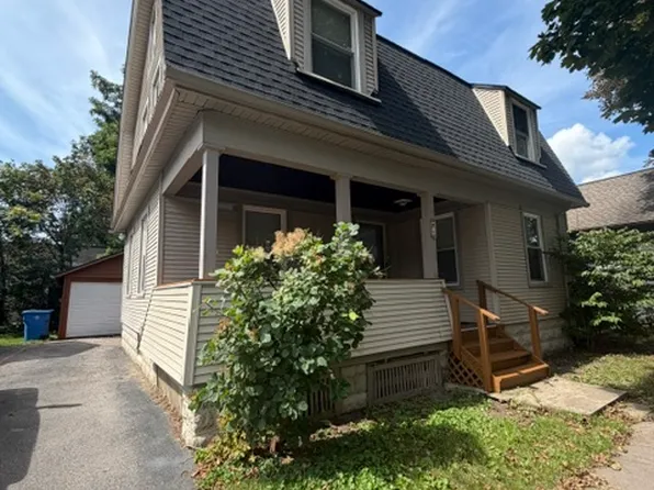 6 Stebbins St, Rochester, NY 14620