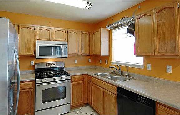 3rd image of 3420 Jan De Roos Pl