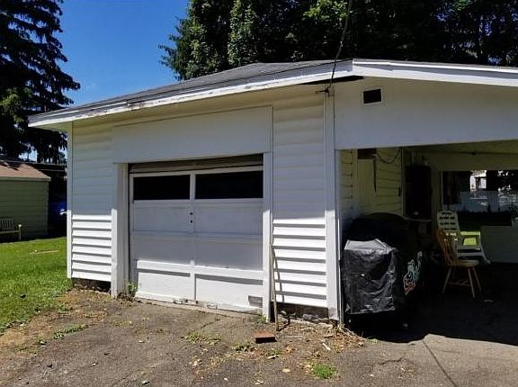 2nd image of 515 Jennings St