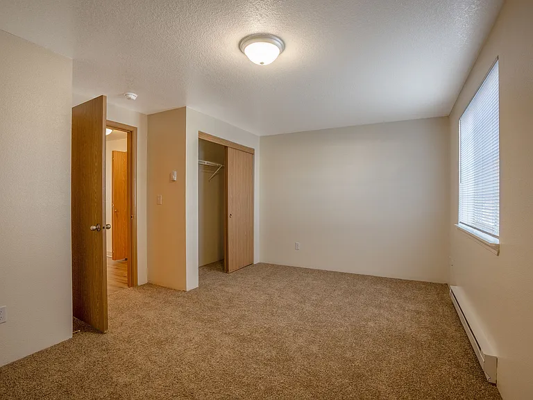 2 bed, 1 bath