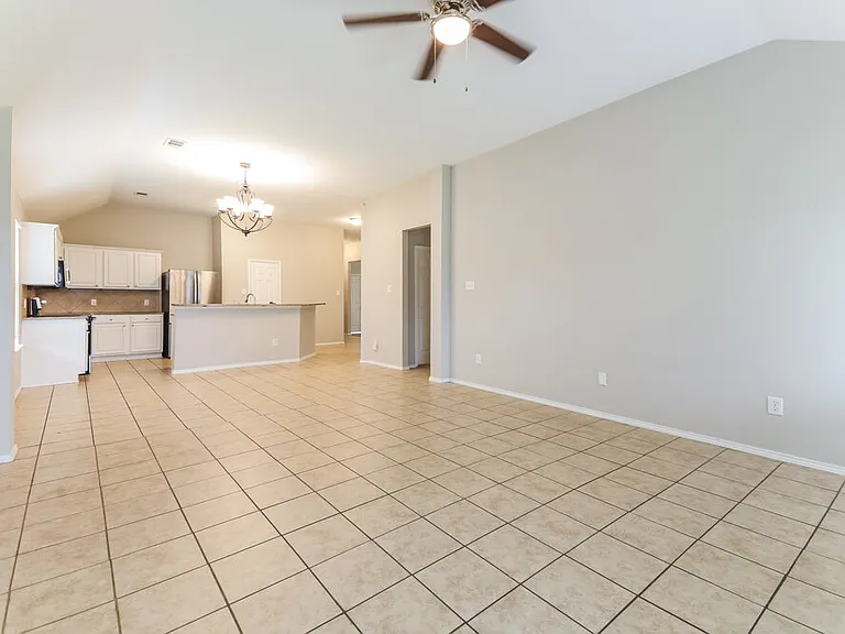 129 Arbordale Way — Photo 7