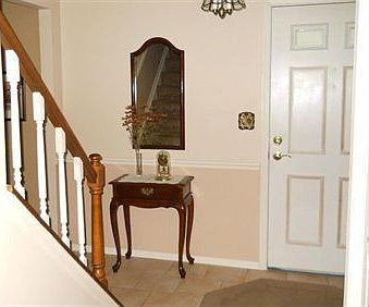 3rd image of 8864 Sherwood Dr NE