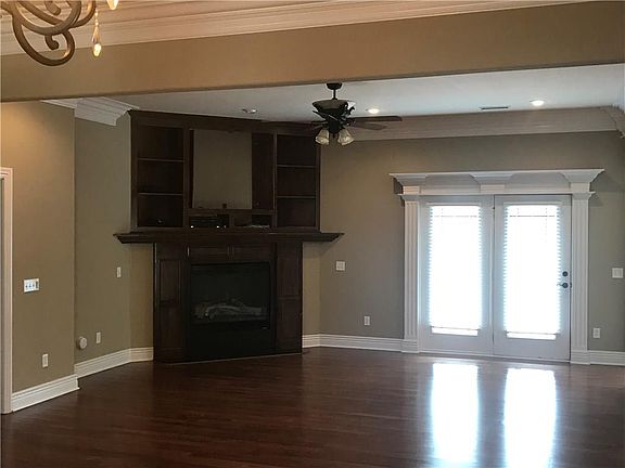 5th image of 2 Taylor Dr