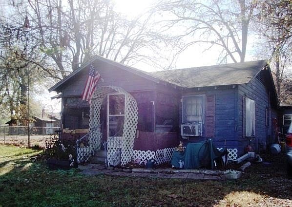 1st image of 308 Miller St