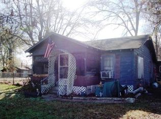 308 Miller St, Queen City, TX 75572