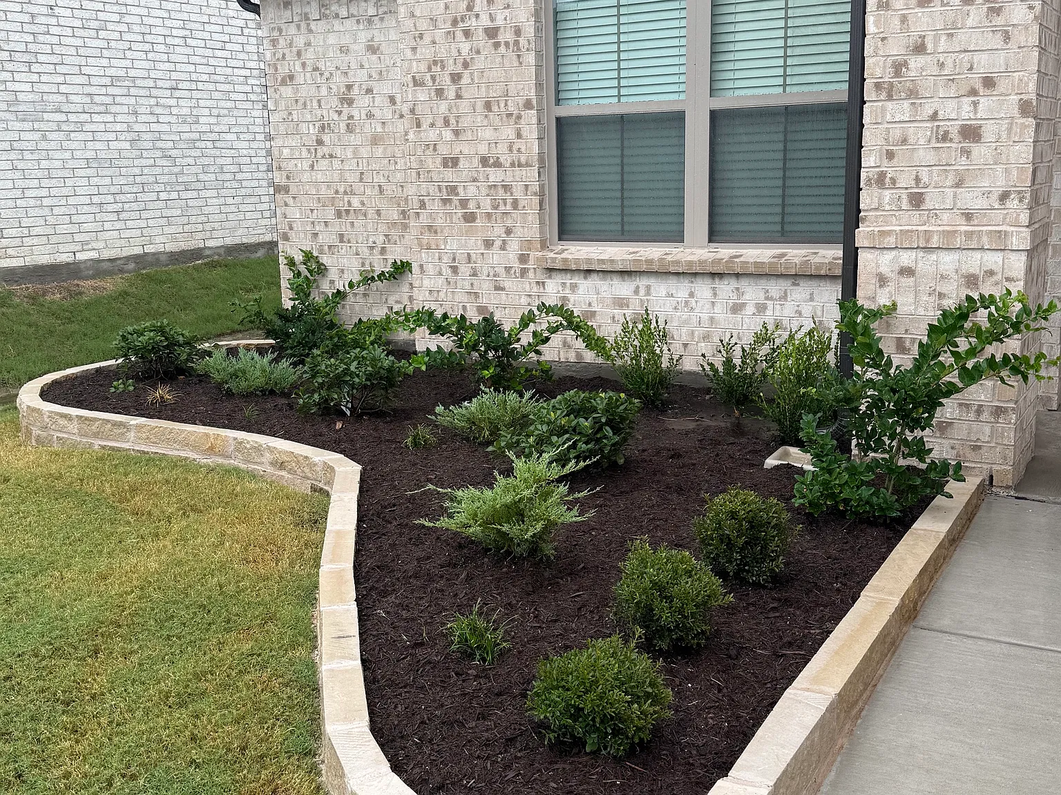 4 bed, 1800 sqft, $2,450 — Photo 3