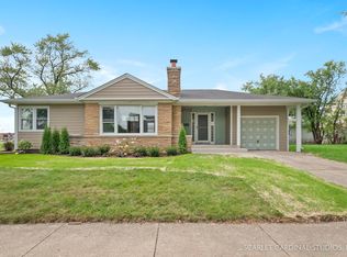 944 S Harvard Ave, Villa Park, IL