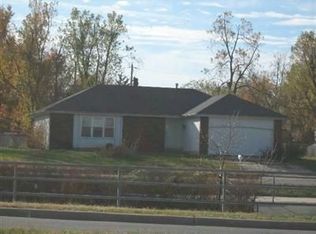 730 W Sunset St, Springfield, MO 65807