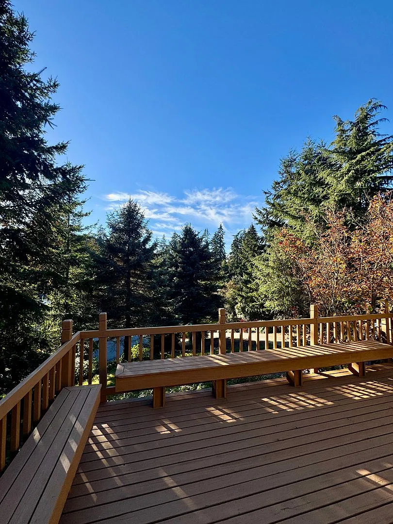 In town Kingston...walk to the ferries and schools 3 bedroom 2.5 bath available now — Photo 4