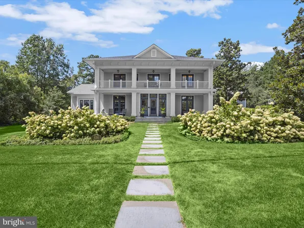 628 Ayrlie Water Rd, Gibson Island, MD 21056