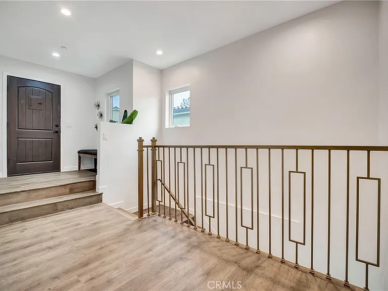 12511 Haleh Ln — Photo 2