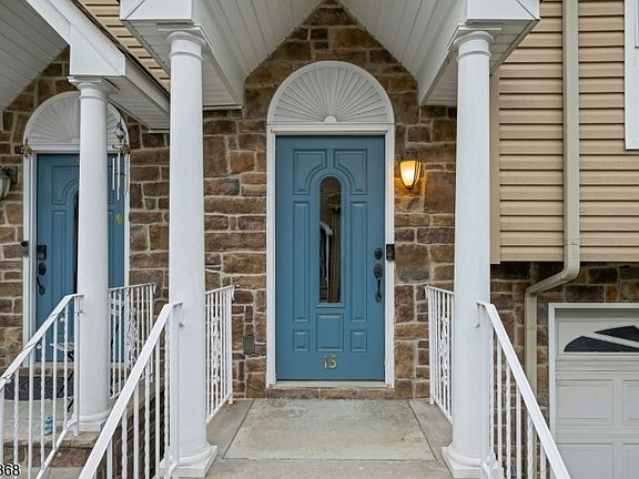 3rd image of 102 Montgomery St APT 15
