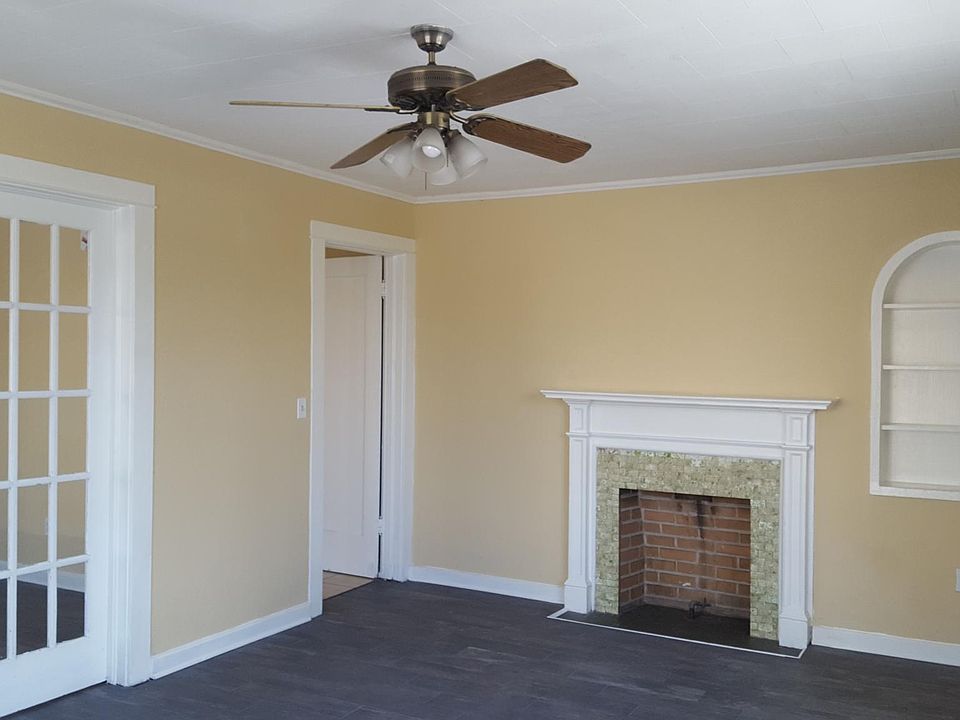 1st image of 144 King St APT 3