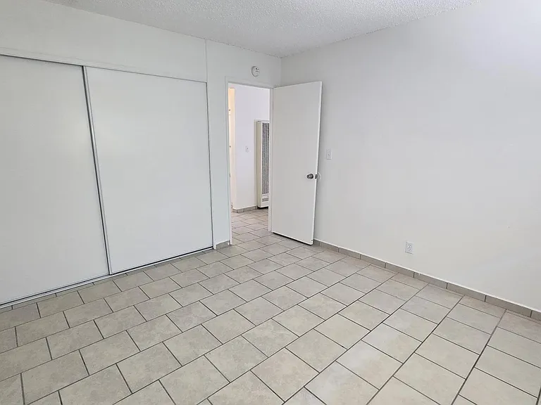 Baldwin Ave. Apartments — Photo 18