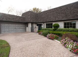 2918 Green Tee Dr, Pearland, TX 77581