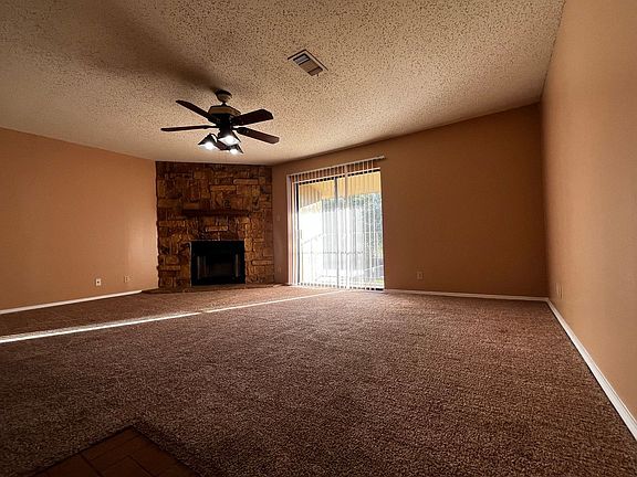 5th image of 4042 Huntington Ln #6