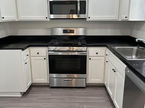 5th image of 14717 Nordhoff St #151