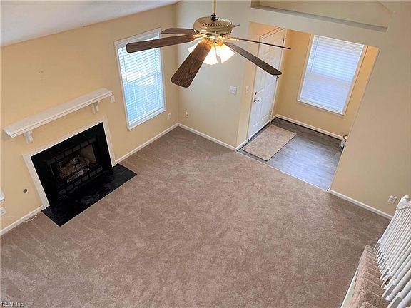 3rd image of 1521 Orchard Grove Dr