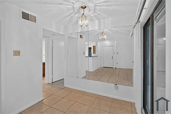 1 bed, 650 sqft, $1,000 — Photo 2
