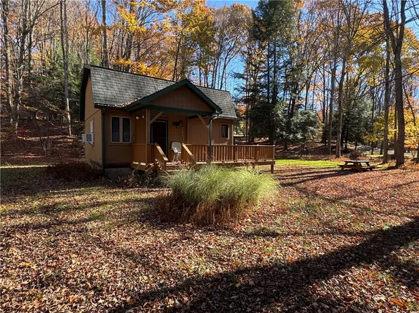 226 Hemlock Ln, Rochester Mills, PA 15771