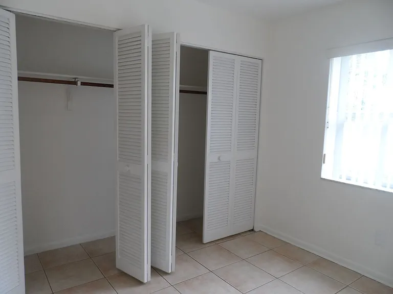 1236 Fountainhead Dr — Photo 8