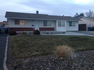 250 N Earl Rd, Moses Lake, WA 98837