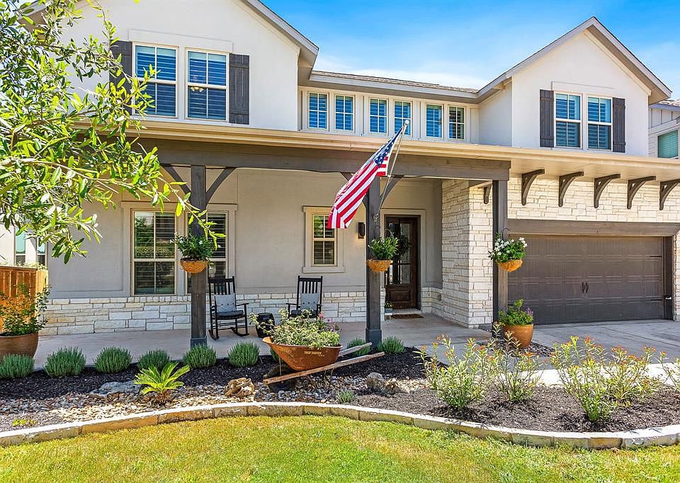 1st image of 585 Dayridge Dr