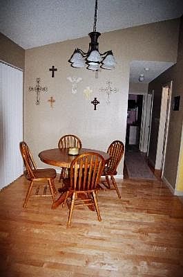 4th image of 15511 KNOLL GLADE